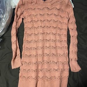 Light weight mauve sweater